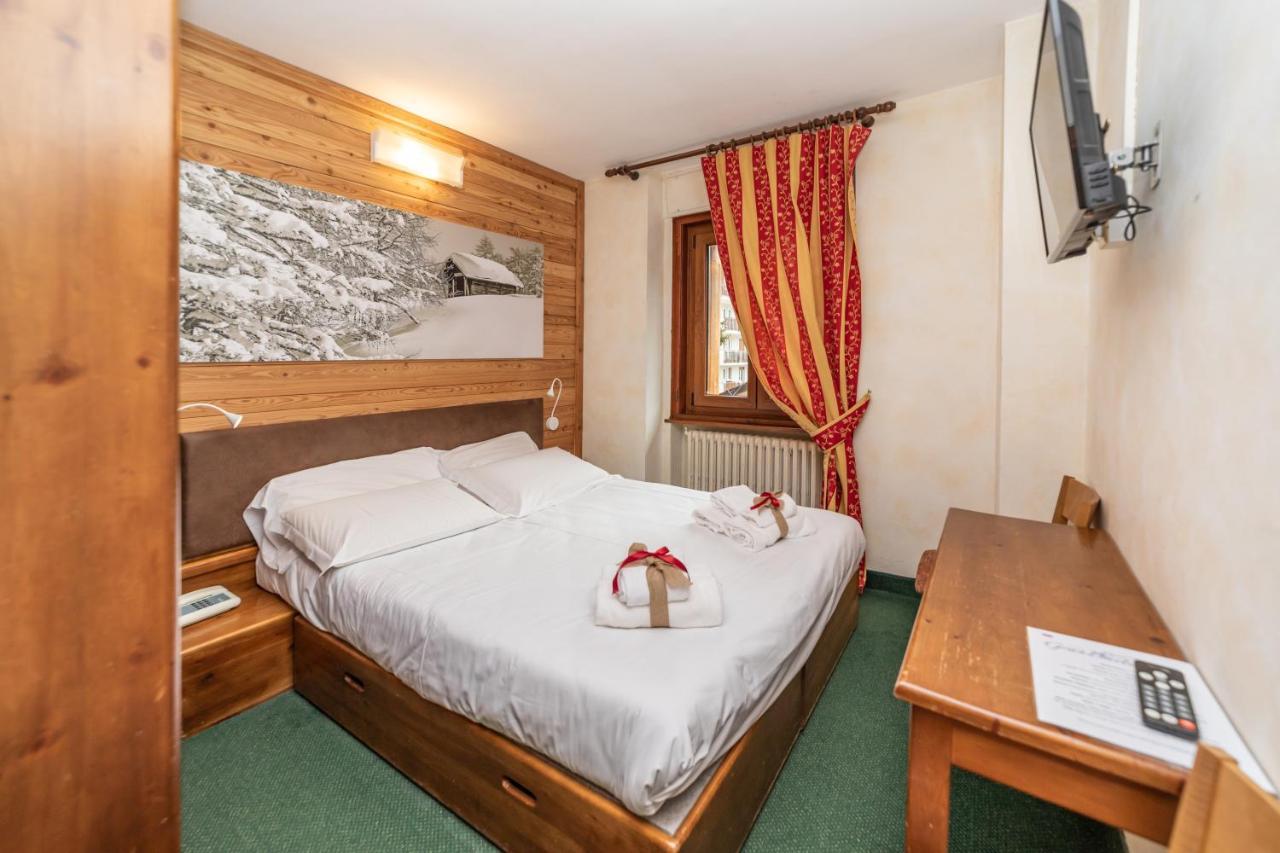 Hotel Gran Baita Sauze D'Oulx Bagian luar foto